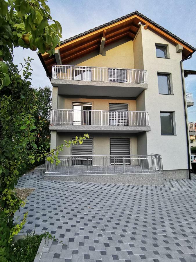 יאיצי Apartmani Anamaria מראה חיצוני תמונה