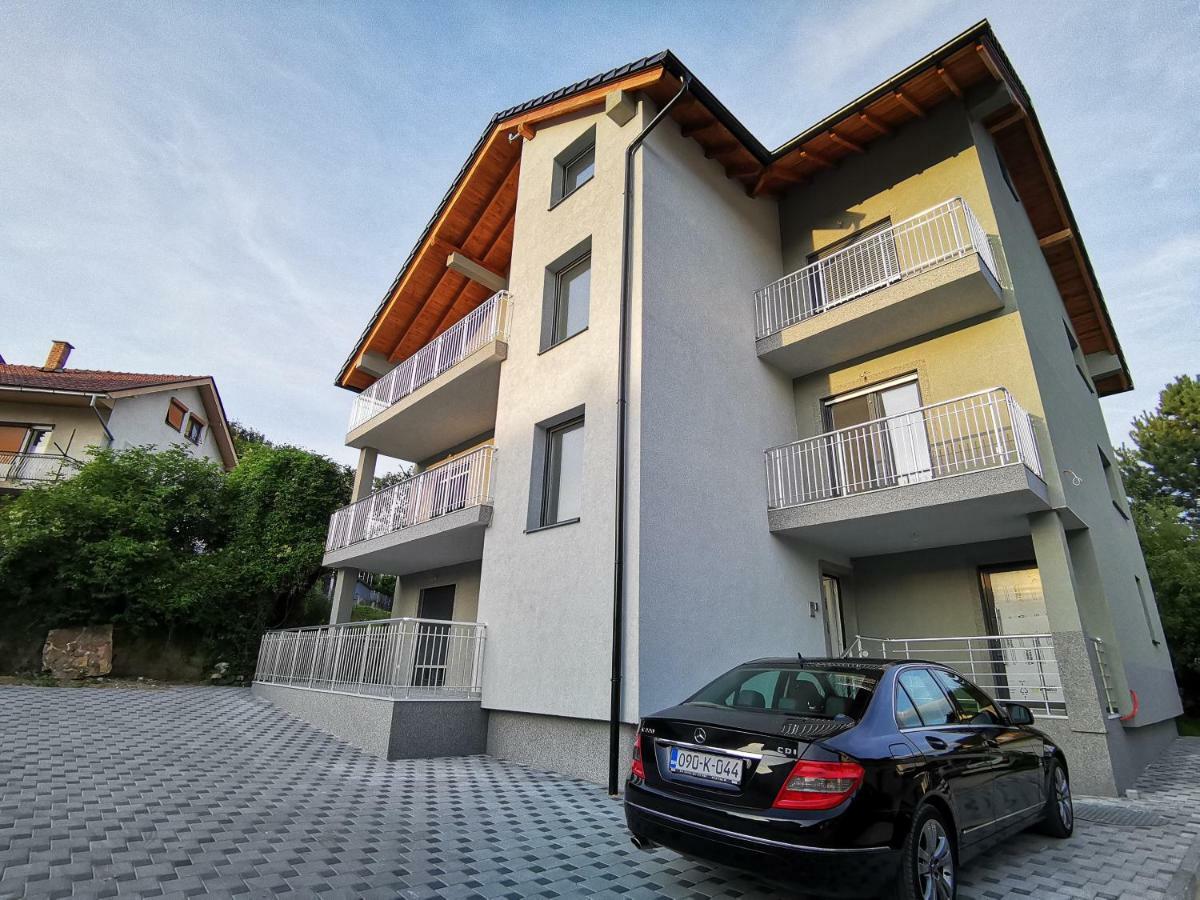 יאיצי Apartmani Anamaria מראה חיצוני תמונה